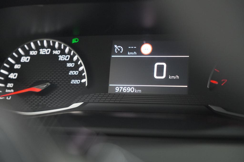 Peugeot 208 puretech 100 allure pack | parkeersensoren | apple carplay | st