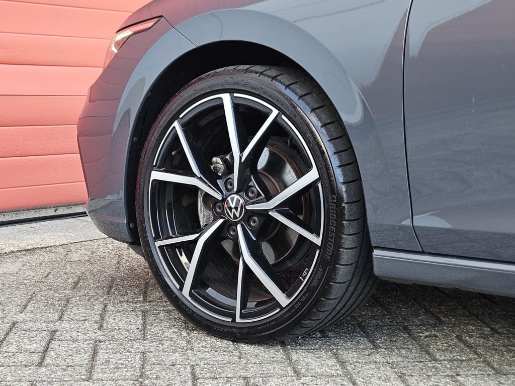Volkswagen Golf 1.0 tsi 110pk active lounge