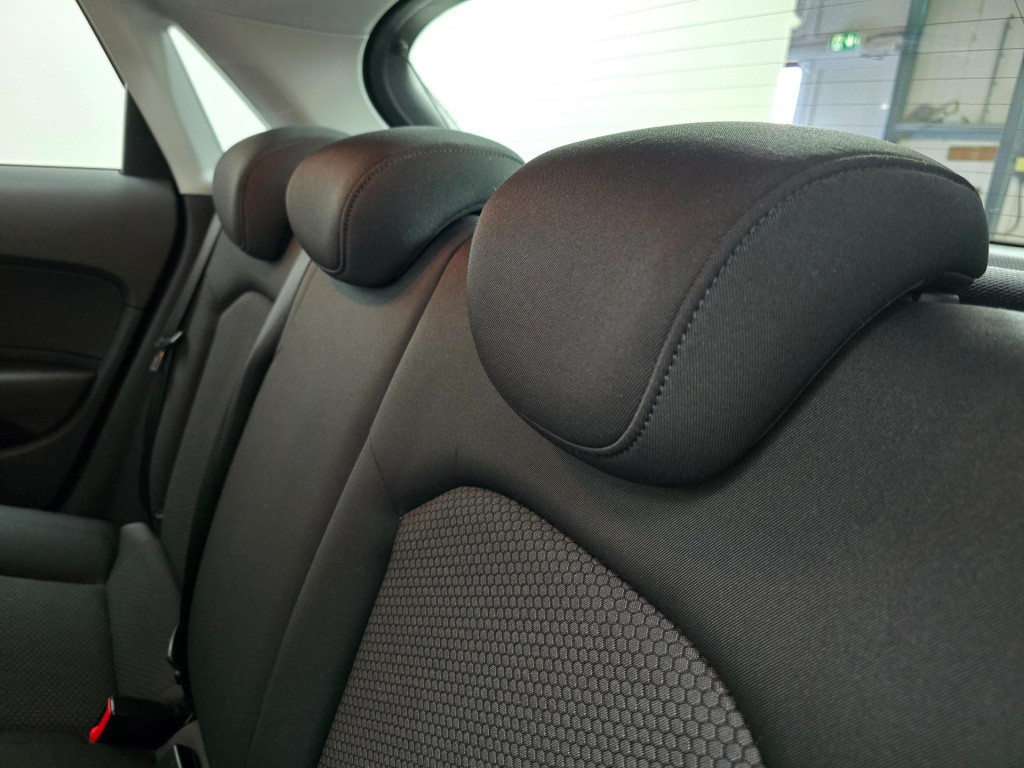 Audi A1 Sportback occasion 1.2 tfsi admired s line black edition | unieke l