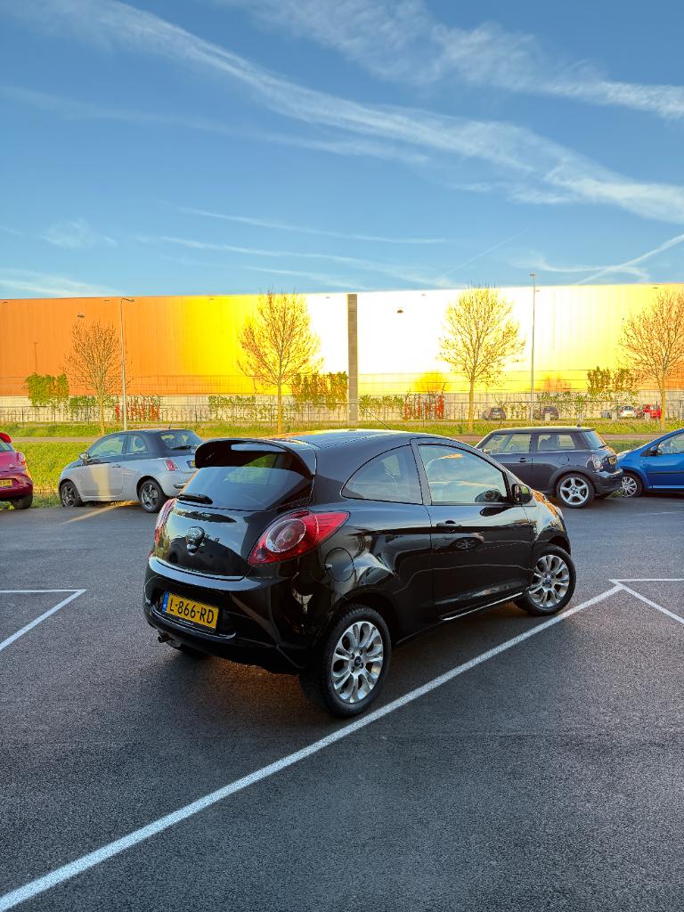 Ford KA 1.2 - titanium - airco