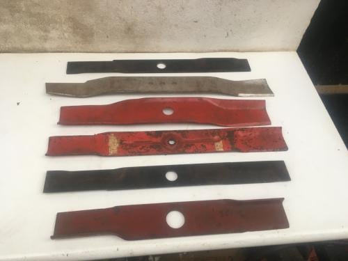 Maaimessen voor gazonmaaier motor en elektra  nieuw en licht