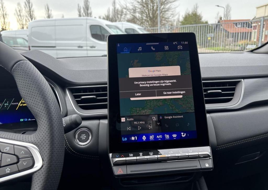 Renault Symbioz 1.8 e-tech full hybrid 160 iconic