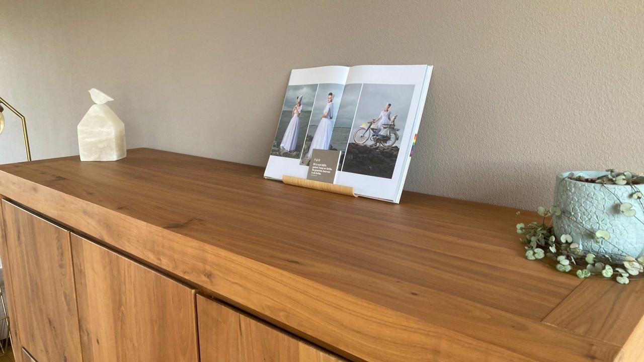 Wandkast notenhout in perfecte staat