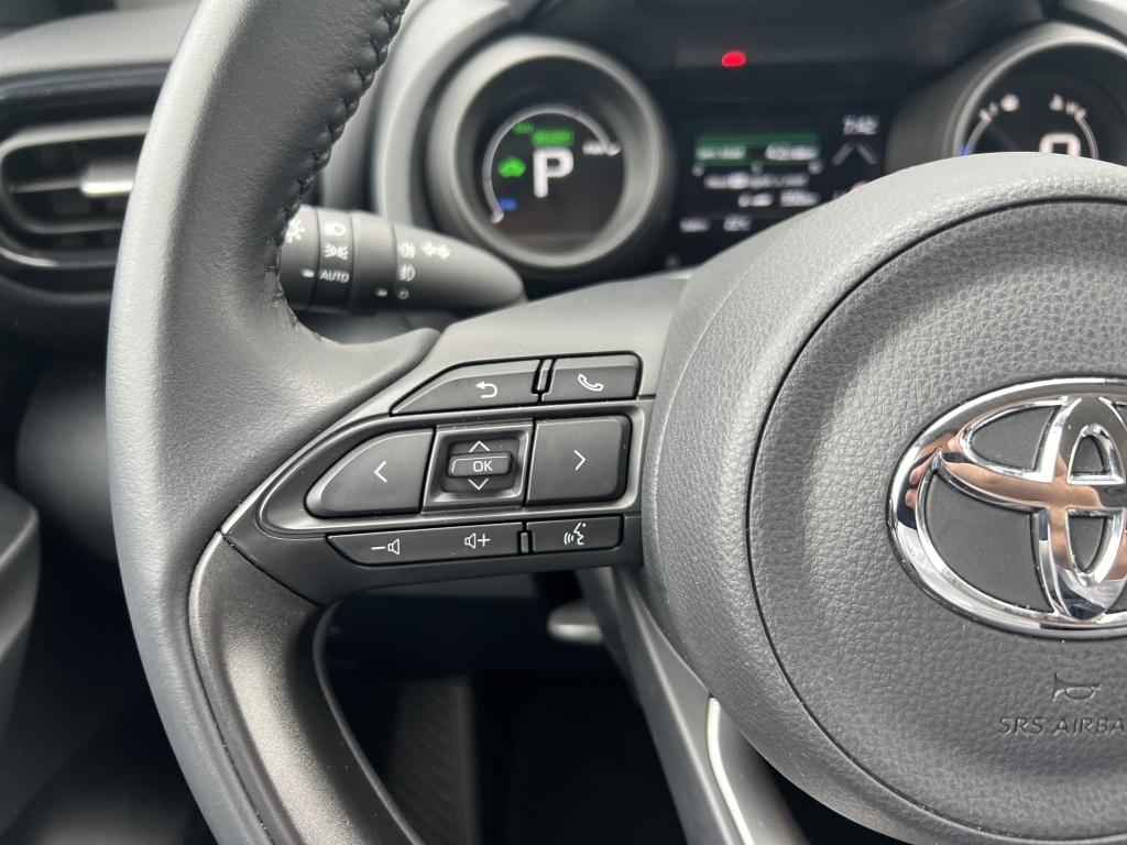 Toyota Yaris 1.5 hyb. 115 first e