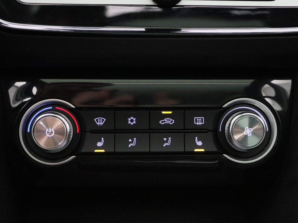 MG Zs-ev mg luxury 45 kwh aut. | panoramadak | leder | navigatie | airco | 