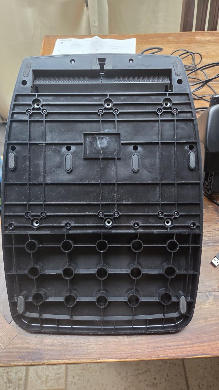 Logitech G920 Racing Wheel - Xbox/PC