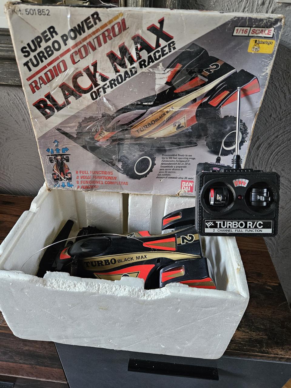 Vintage Bandai Black Max RC Auto - Schaal 1:16 OffRoad