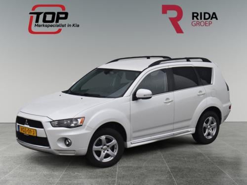 Mitsubishi Outlander outlander 2.2 di 4wd geel kenteken leder, navi, camera