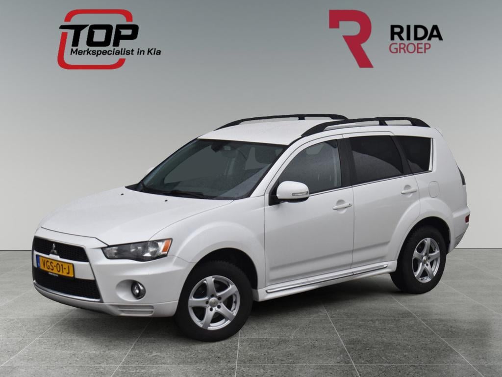 Mitsubishi Outlander outlander 2.2 di 4wd geel kenteken leder, navi, camera