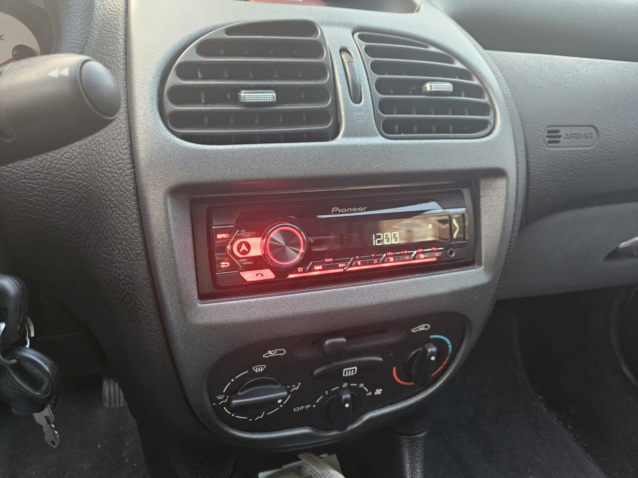 Peugeot 206 cabrio met slechts 125000 km