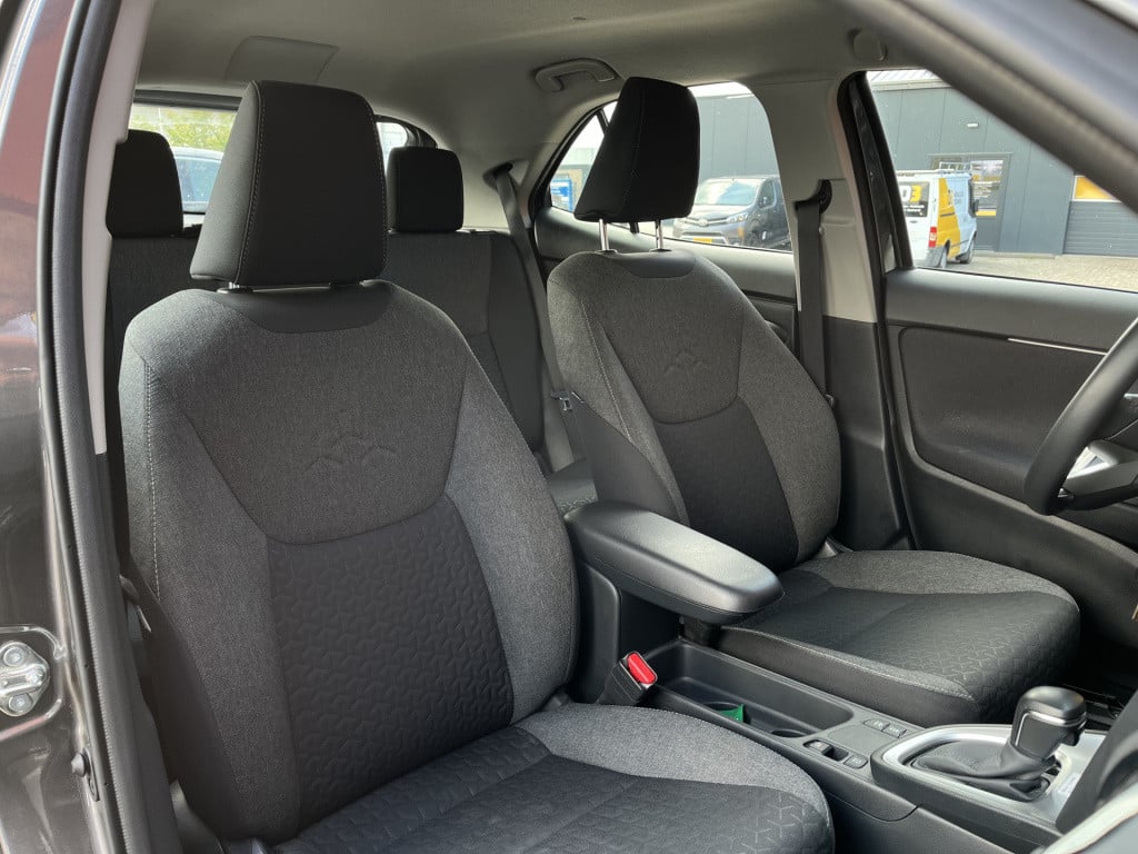 Toyota Yaris Cross 1.5 hybrid active | climate | cruise | camera | apple / 