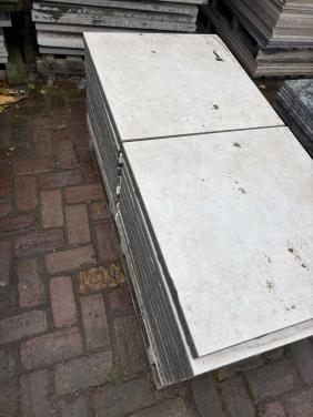 Partij keramische tegels Pisa Sabbia 60x60x4