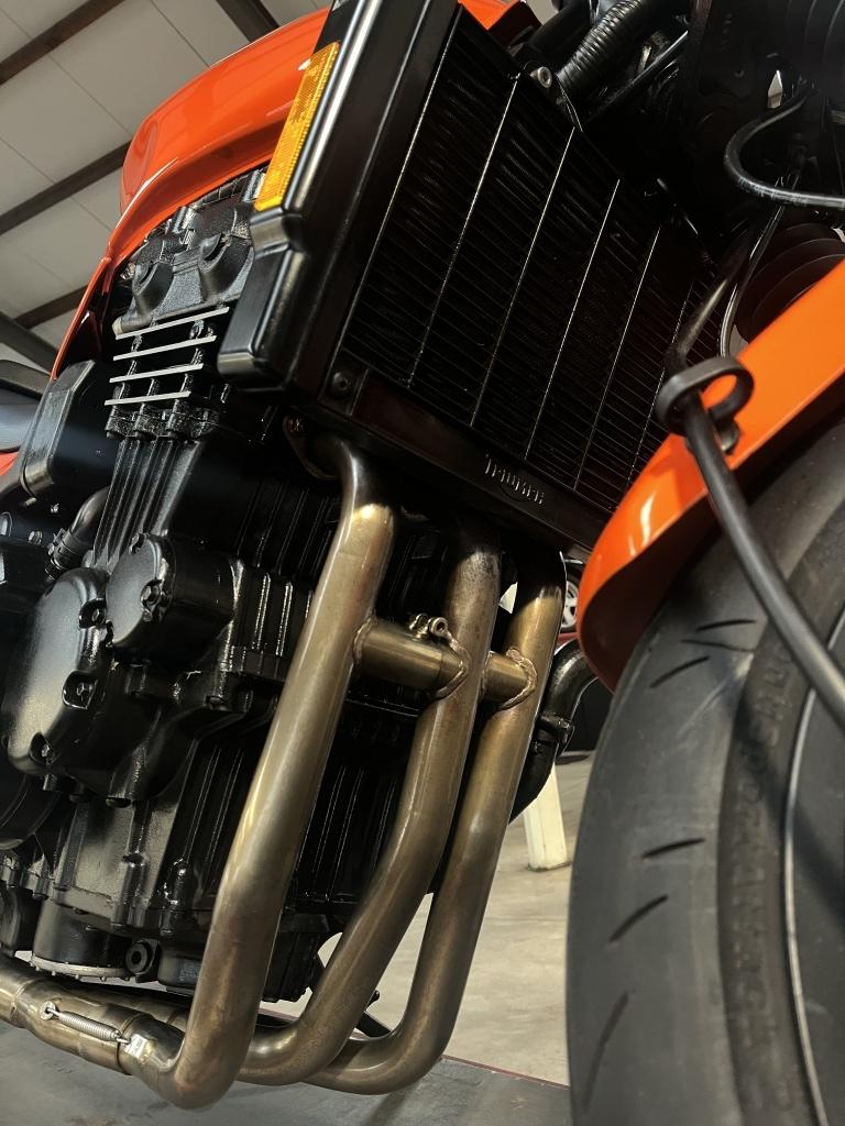 Triumph Speed Triple 900