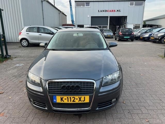 Audi A3 sportback 2.0 tfsi attraction automaat