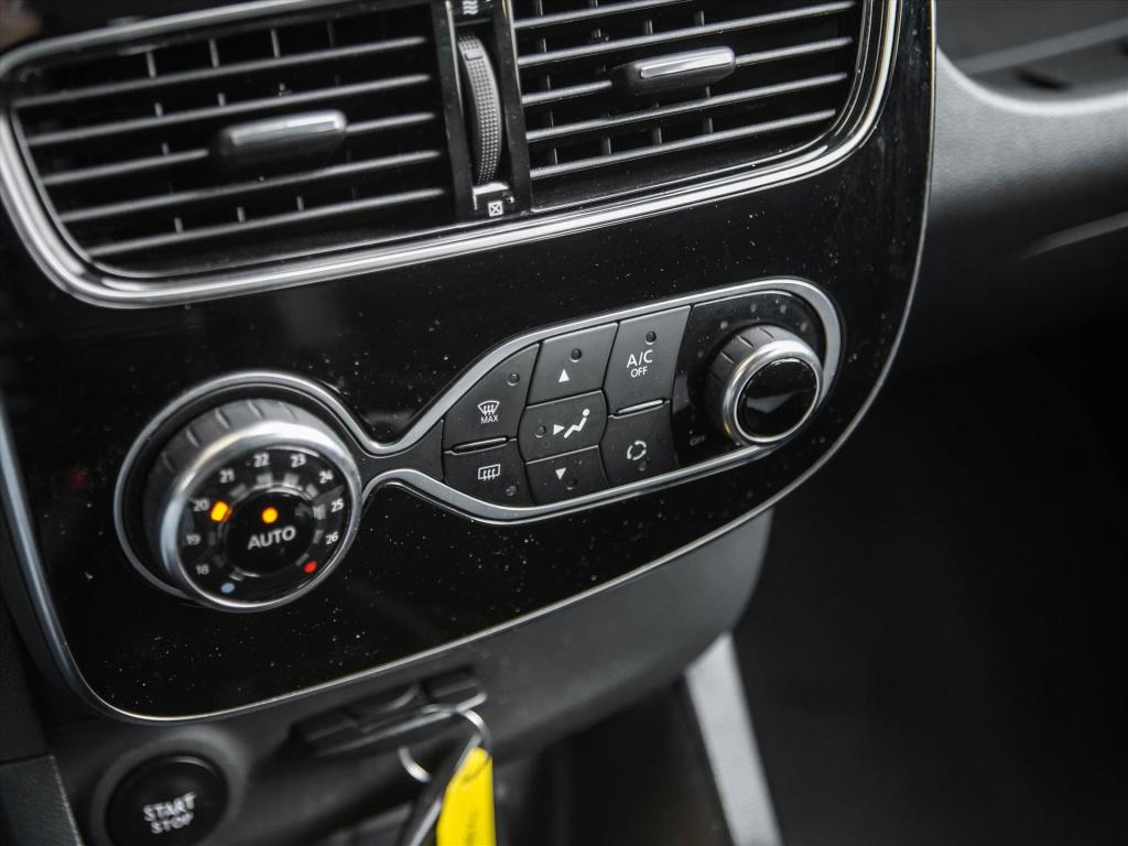 Renault Clio estate 1.2 tce 120pk intens | camera | stoelverwarming | navig