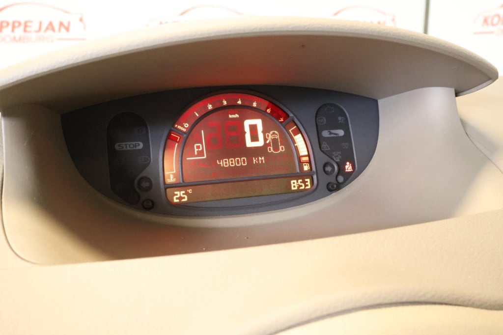 Renault Modus 1.6-16v initiale nl auto, 2e eigenaar, nap, pdc v+a, trekhaak