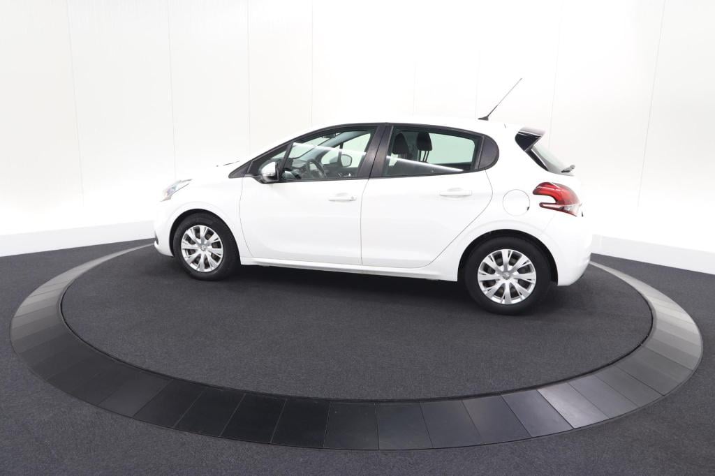 Peugeot 208 puretech 82 blue lion | apple carplay | parkeersensoren | navig