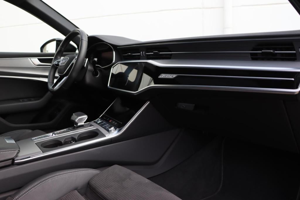 Audi A6 avant 55 tfsi e quattro competition 367pk s-tronic
