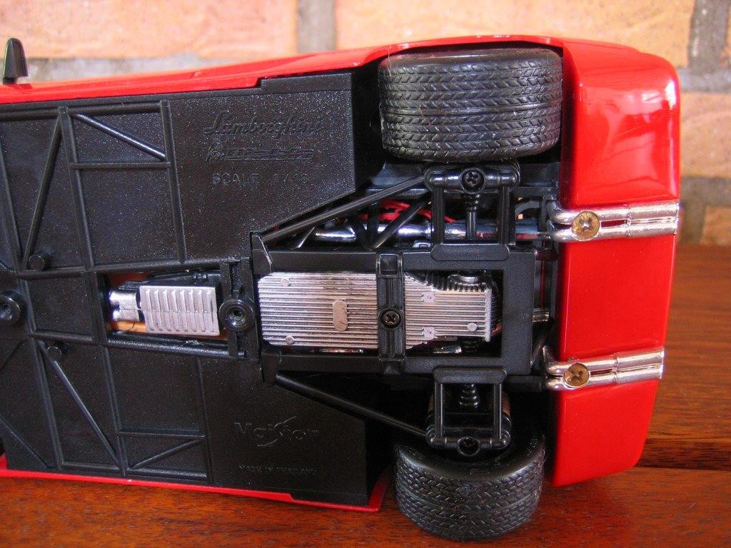 LAMBORGHINI Diablo Maïsto 1:18