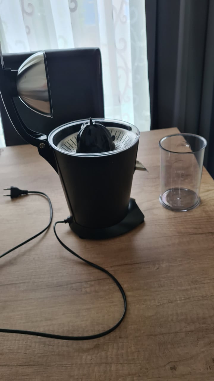 Citruspers in goed staat en goed verkend- Princess- 180W-220V