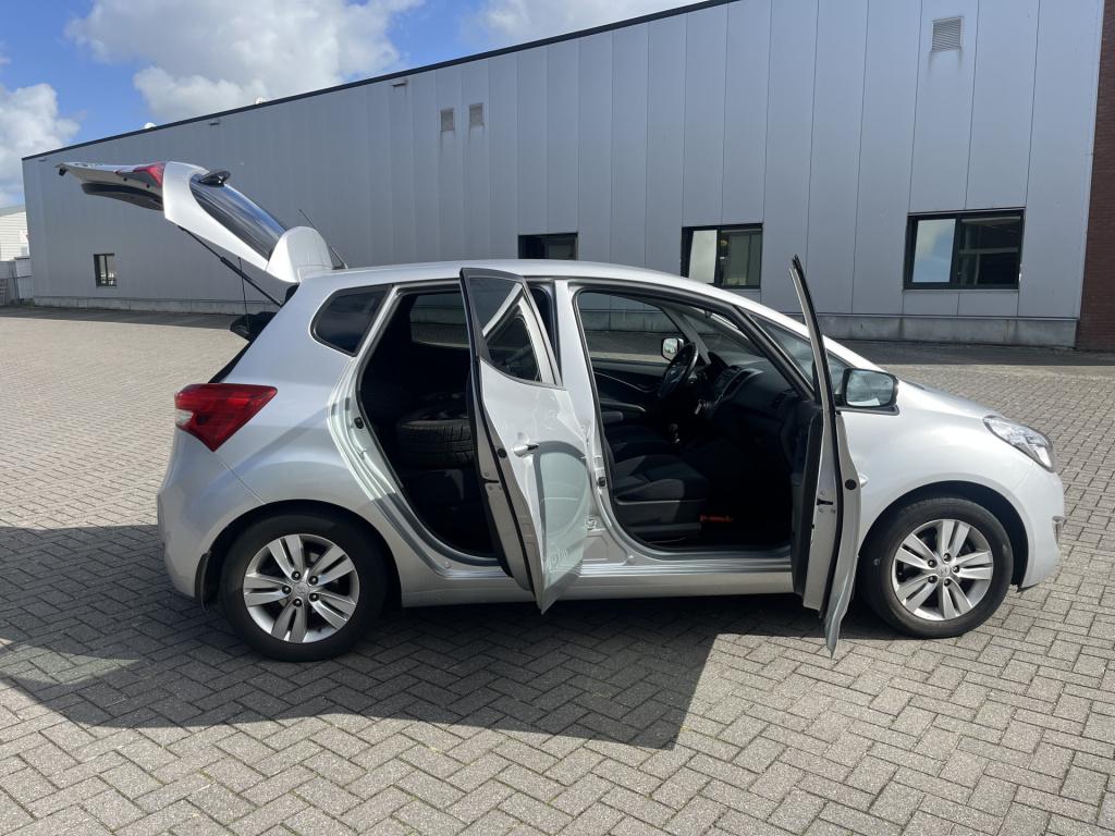 Hyundai Ix20 1.4i i-vision 72 dkm