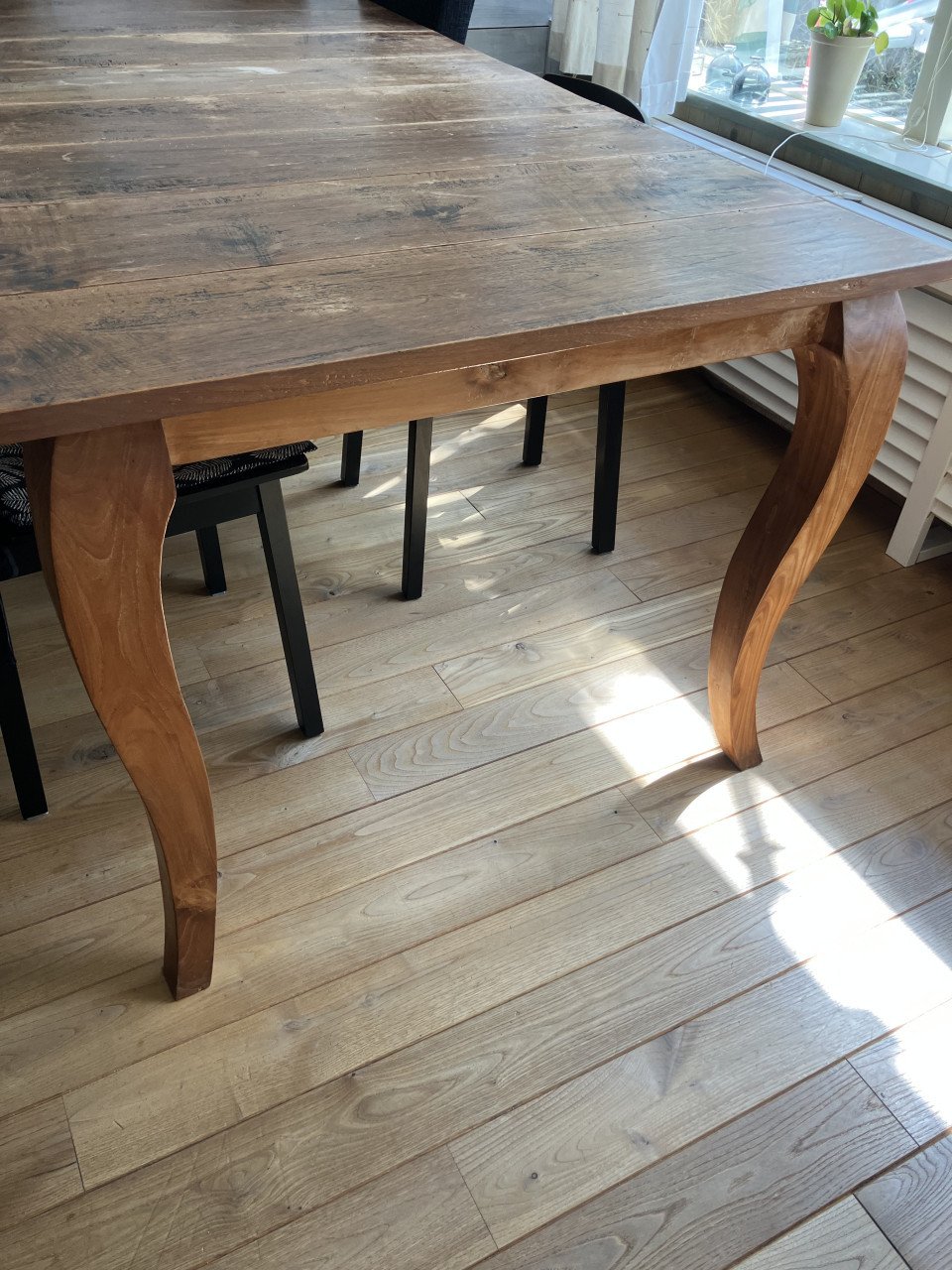 Prachtige eettafel! Indonesisch hout