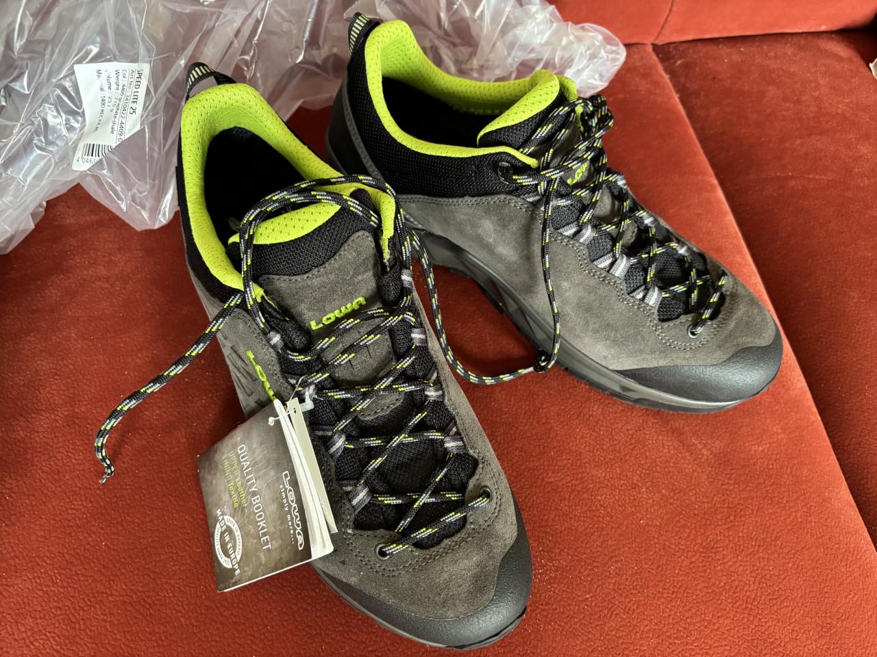 Wandelschoenen LOWA EXPLORER II, maat 44