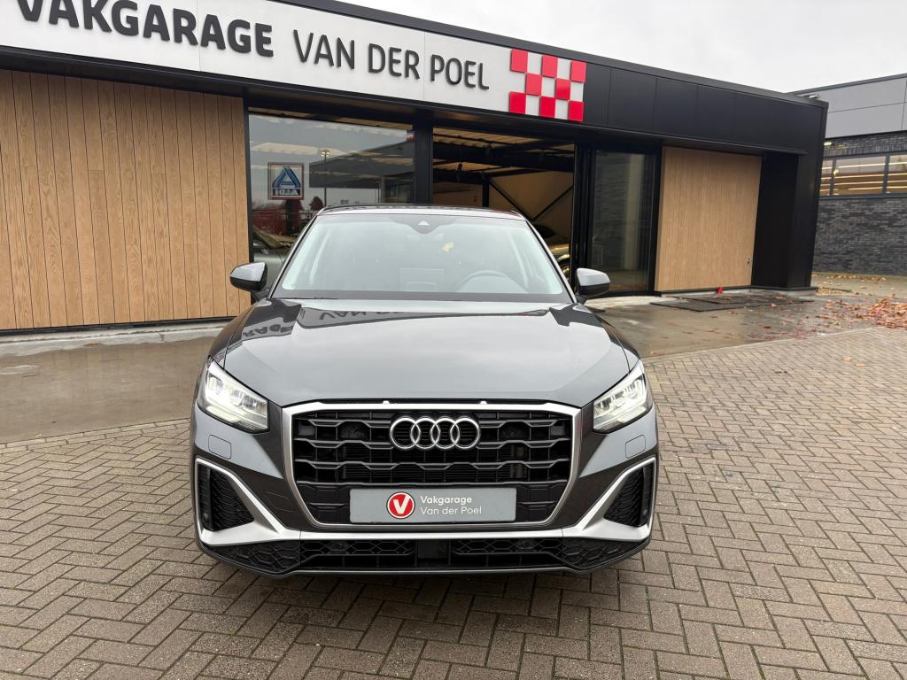 Audi Q2 35 tfsi s edition