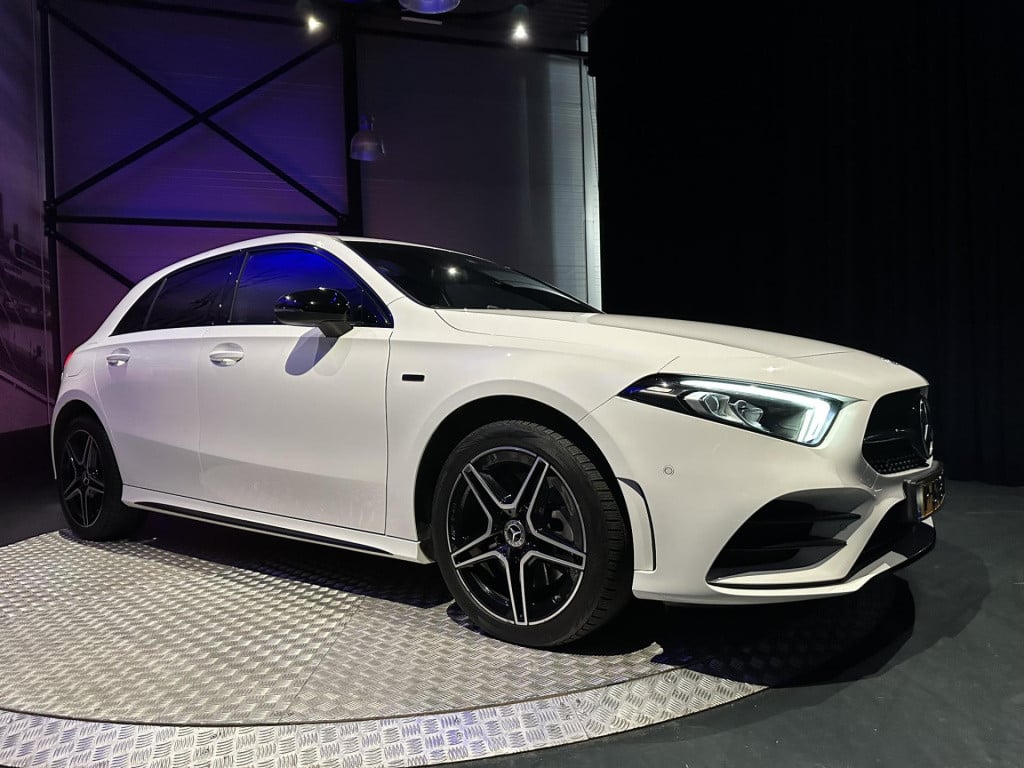 Mercedes-Benz A-Klasse 250 e premium *led*sfeerlicht*appconnect*