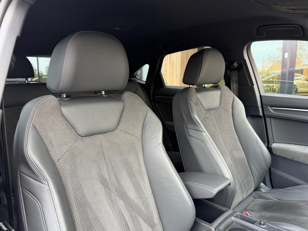 Audi Q3 sportback 35 tfsi 150pk s-tronic s-line | standkachel | black style