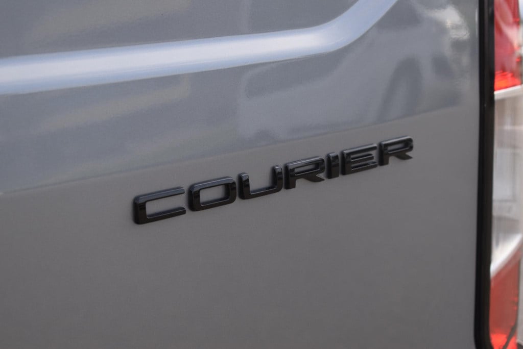 Ford Transit Courier 1.0 ecoboost limited | automaat | benzine | climate co