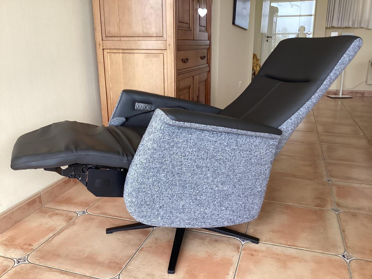 NIEUWSTAAT!Prominent sta op stoel/relax ToscanaNP4800 euro