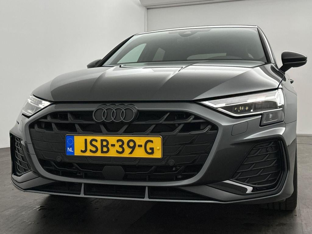 Audi A3 sportback 45 tfsi e s edition competition