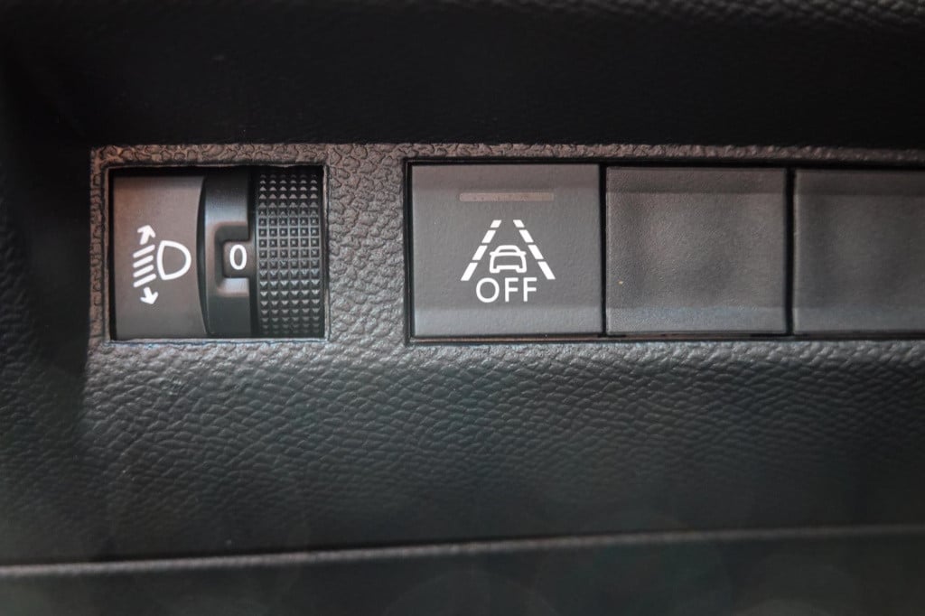 Peugeot 208 1.2 puretech 100 allure