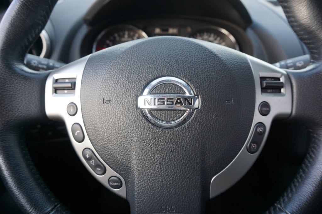 Nissan Qashqai 1.6 360 airco / navi / camera / cruise / elektr. ramen / lm 