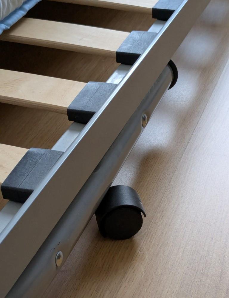 LOGEERBED / ONDERSCHUIFBED 200x90