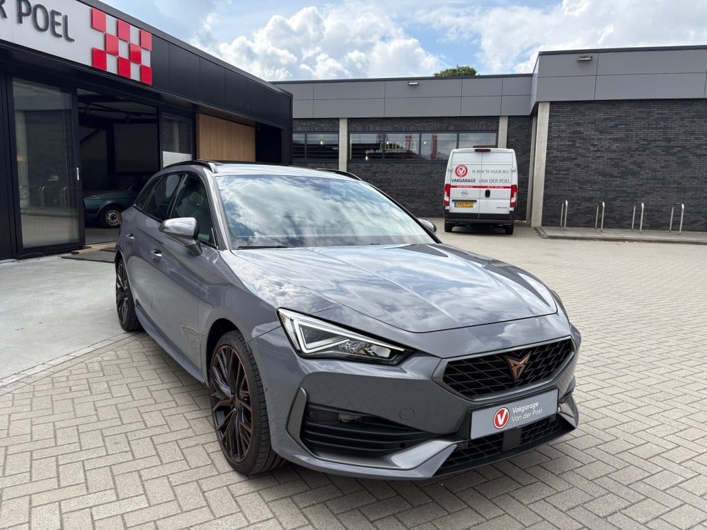 Cupra Leon Sportstourer 1.4 e-hybrid vz copper edition