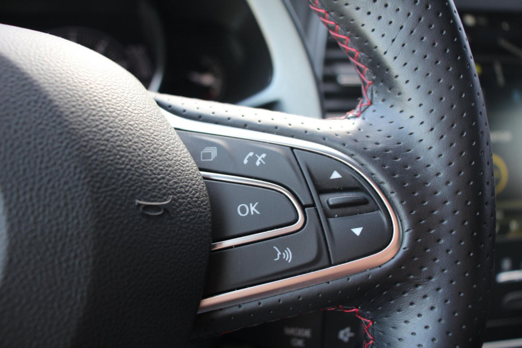 Renault Megane 1.8 tce 280 rs - alcantara - carplay - kw var3 - oz legera -