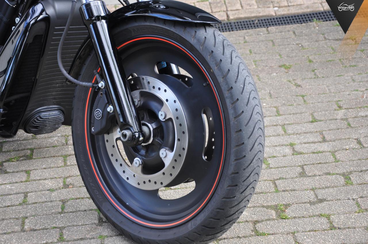 Harley-Davidson Night Rod Special