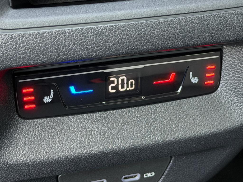 Volkswagen Tiguan 1.5 ehybrid elegance 204pk | panoramadak | trekhaak | 20"