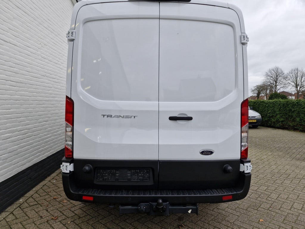 Ford Transit 350 2.0 tdci l3h2 trend | navigatie | trekhaak | park.sens v+a
