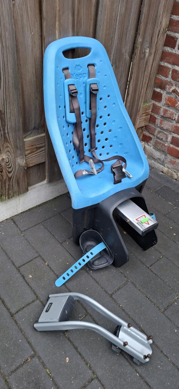 Twee fietsstoeltjes in prima staat