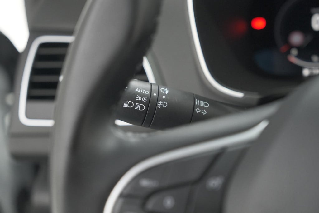 Renault Megane tce 140 edc techno | trekhaak | camera | navigatie | 9.3 inc