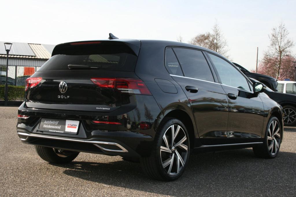 Volkswagen Golf 1.4 ehybrid style