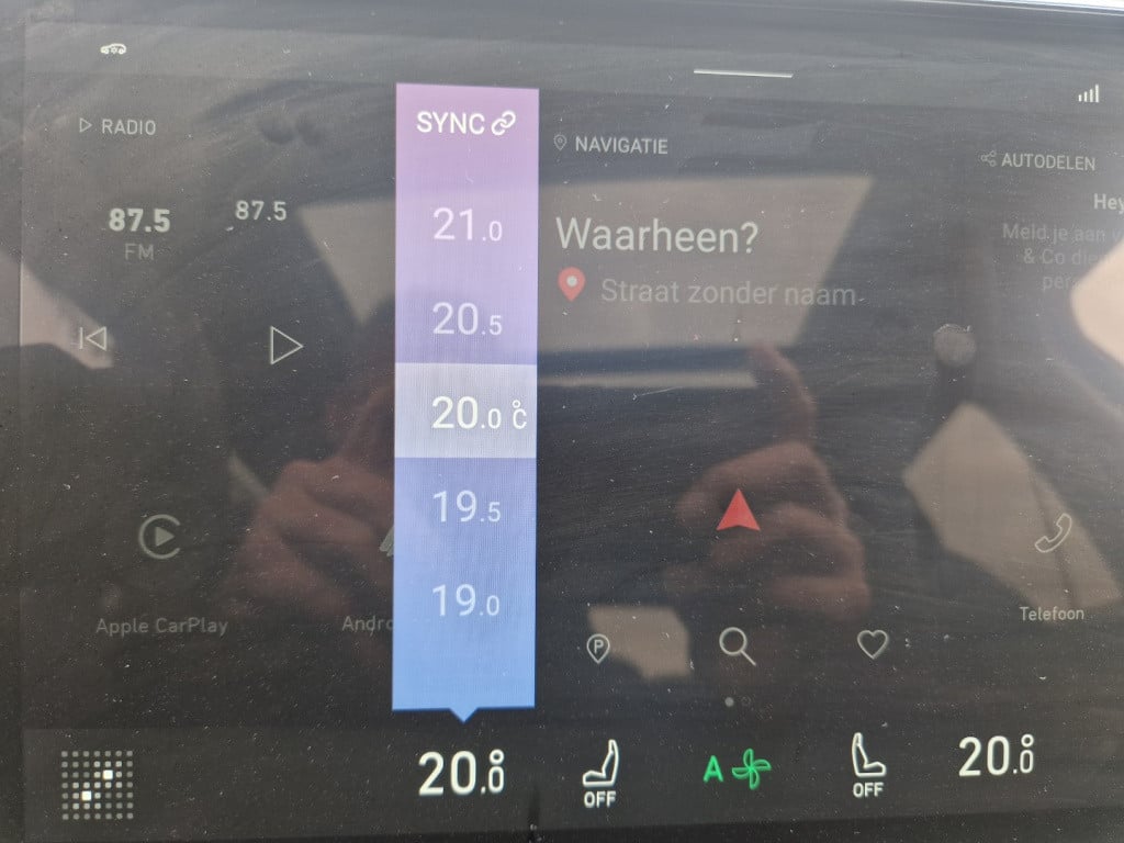 Lynk & Co 01 1.5 plug in hybrid 261pk , panodak , 360 gr camera , carplay