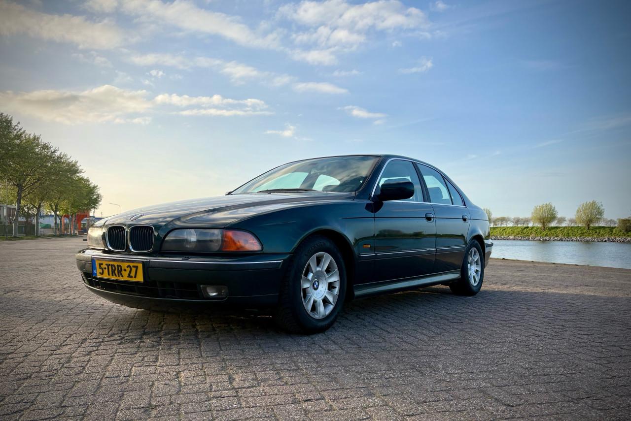 BMW 523i AUTOMAAT