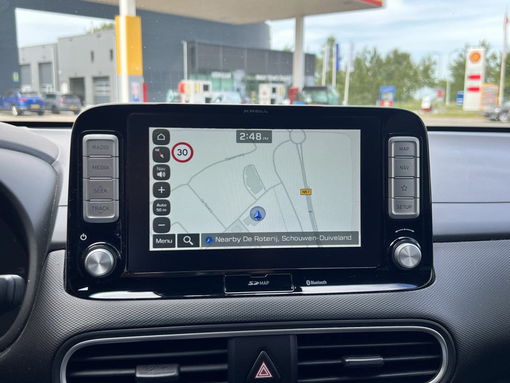 Hyundai Kona ev premium 64 kwh - 18 inch | head-up display | stoel- & stuur