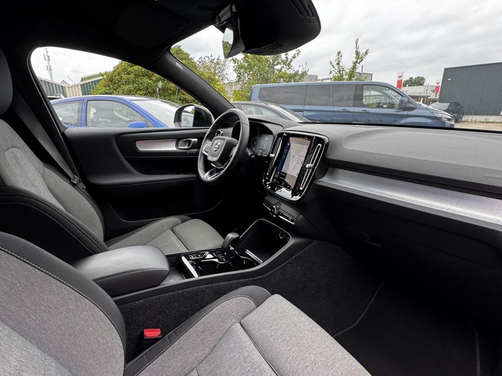 Volvo XC40 1.5 t4 plug-in hybrid plus dark | trekhaak | harman/kardon | win