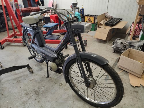 Peugeot brommer