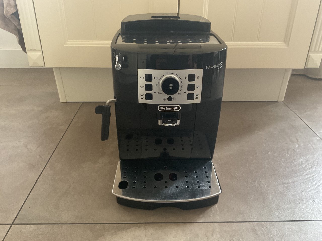 Te Koop: Koffie Volautomatische espressomachine !!!